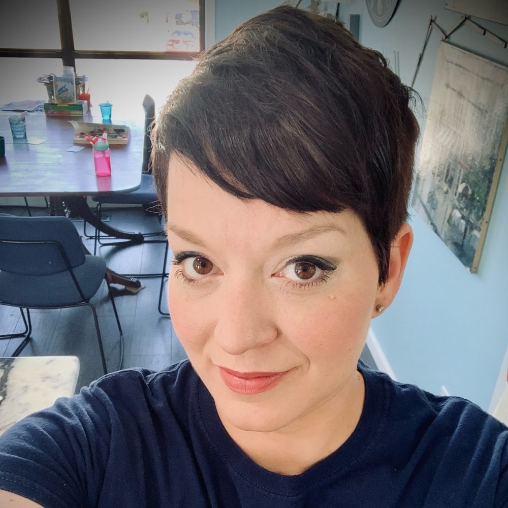 Meet your Posher, Elizabeth